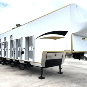 Portable toilet trailer price in Pakistan, Shaheen Fiberglass Faisalabad, mobile toilet for events Pakistan, construction site toilet trailer Pakistan, luxury mobile restroom Pakistan, multi door toilet